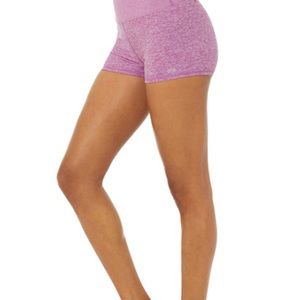 Alo aura shorts electric violet Heather